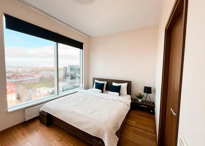 Panoramic Sea View -13th Floor Apartment *